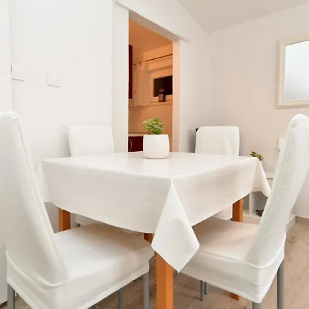 Fuer 3 Personen Ca 30 Qm In Fazana-surida, Istrien Istrische Riviera Apartment *