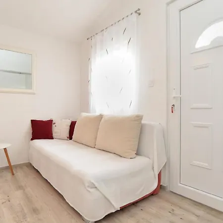 Fuer 3 Personen Ca 30 Qm In Fazana-surida, Istrien Istrische Riviera Apartment