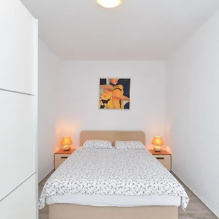 Fuer 3 Personen Ca 30 Qm In Fazana-surida, Istrien Istrische Riviera *