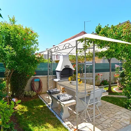 Apartment Fuer 3 Personen Ca 30 Qm In Fazana-surida, Istrien Istrische Riviera Valbandon